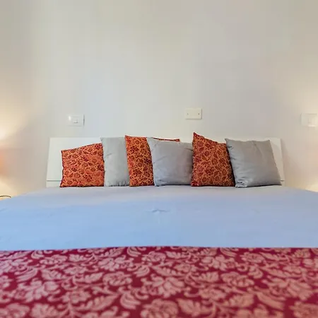 Alarcon Apartament Porto Azzurro